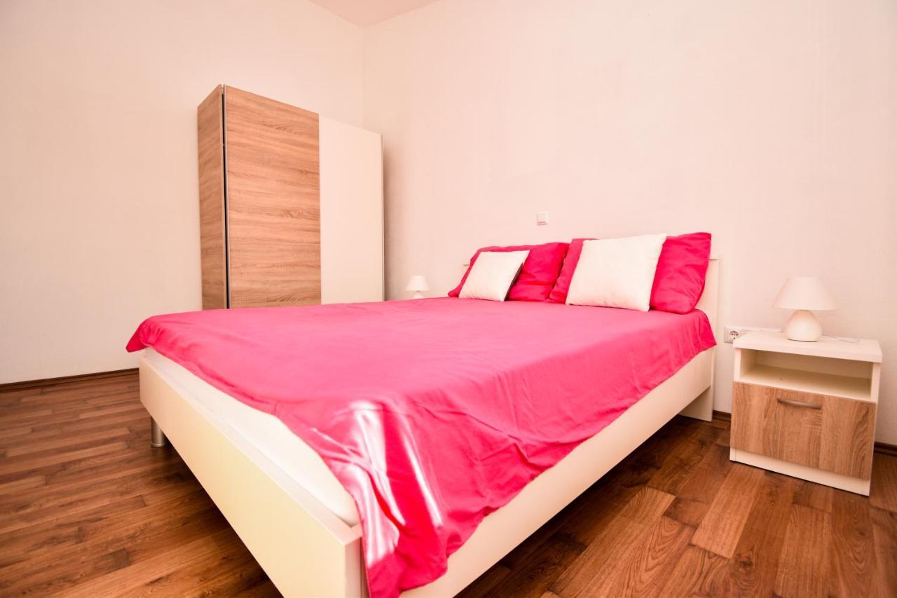 Apartmani Lukic 维尔 外观 照片