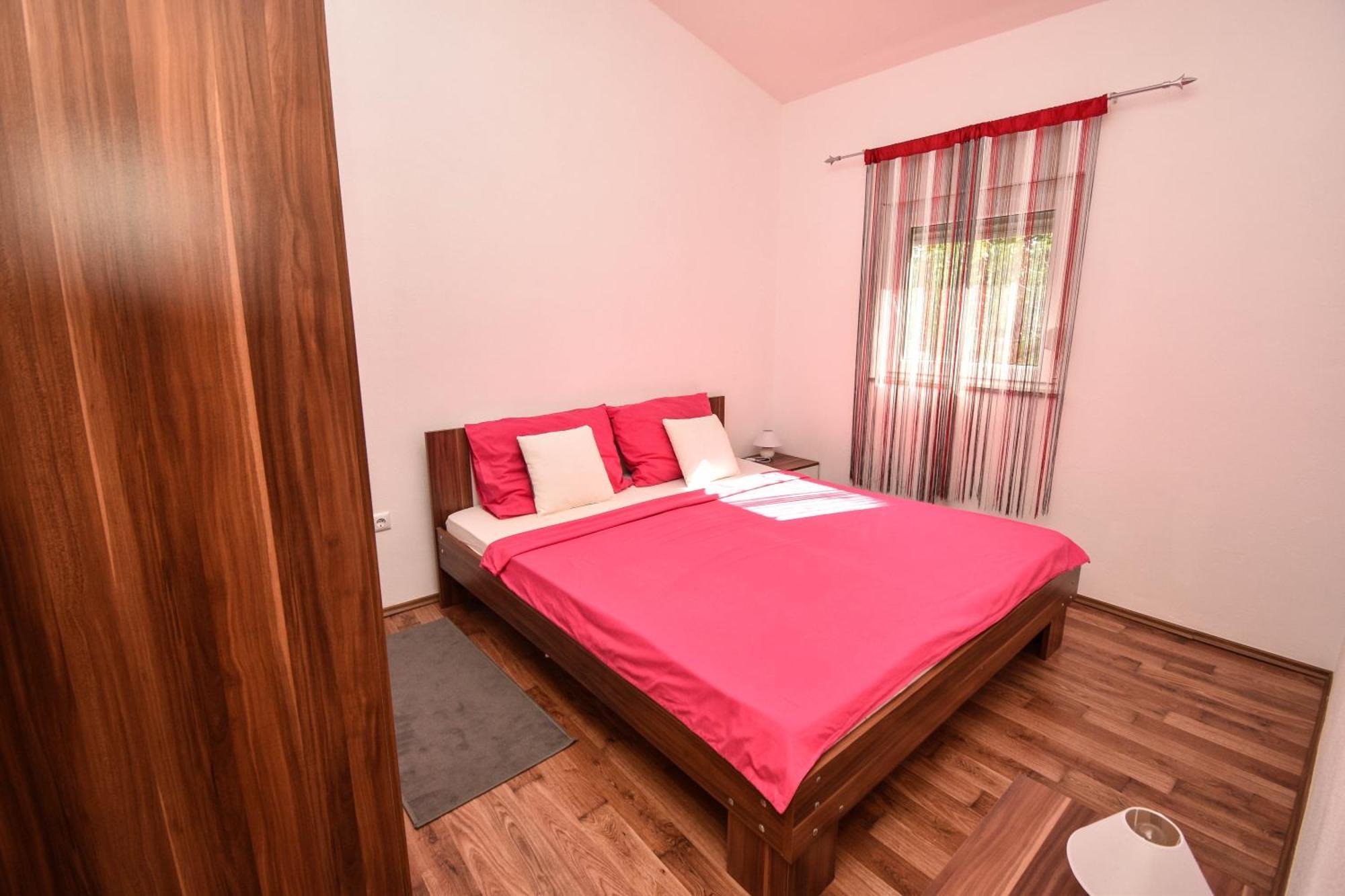 Apartmani Lukic 维尔 外观 照片