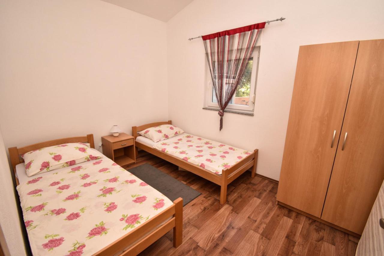 Apartmani Lukic 维尔 外观 照片