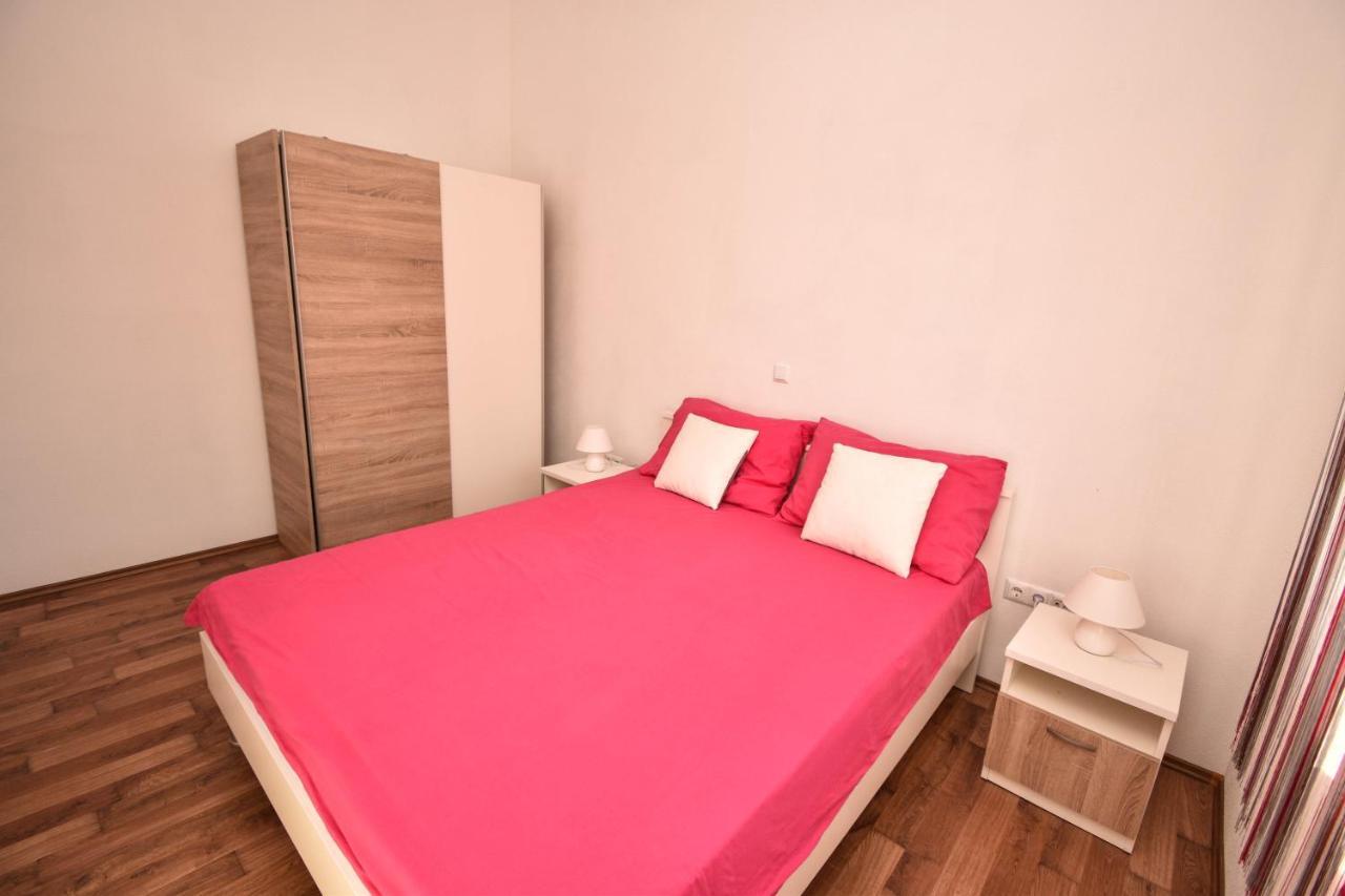 Apartmani Lukic 维尔 外观 照片